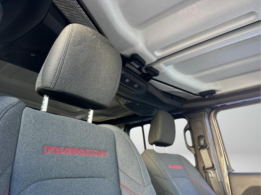 new 2025 Jeep Wrangler car, priced at $61,300