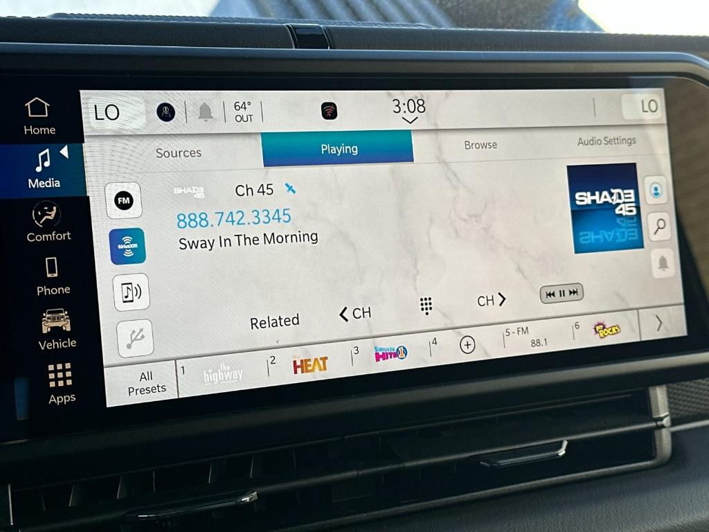 new 2025 Jeep Wrangler car, priced at $61,300