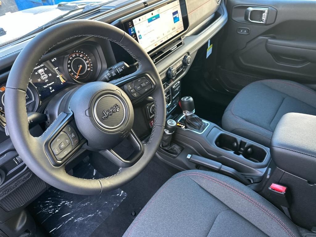 new 2025 Jeep Wrangler car, priced at $61,300