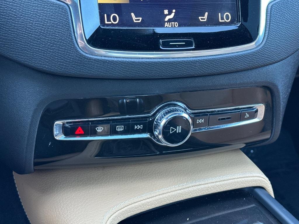 used 2018 Volvo XC90 car, priced at $17,597