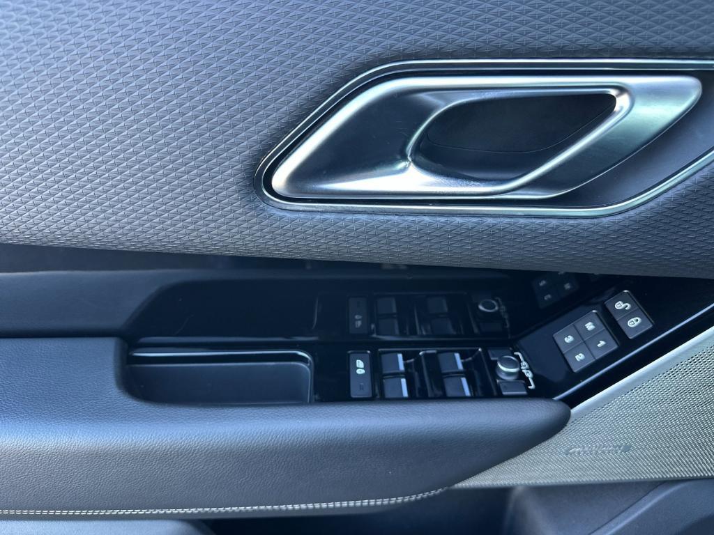 used 2019 Land Rover Range Rover Velar car, priced at $23,994