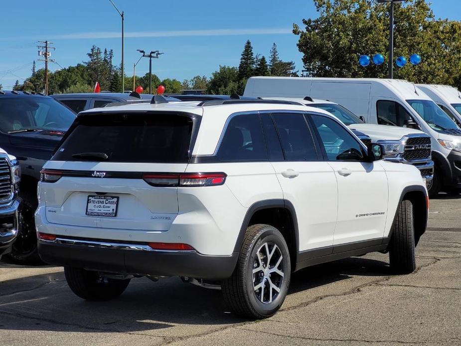 new 2024 Jeep Grand Cherokee car, priced at $48,662