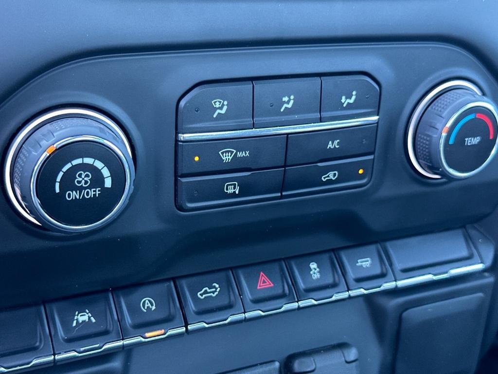 used 2024 Chevrolet Silverado 1500 car, priced at $32,497