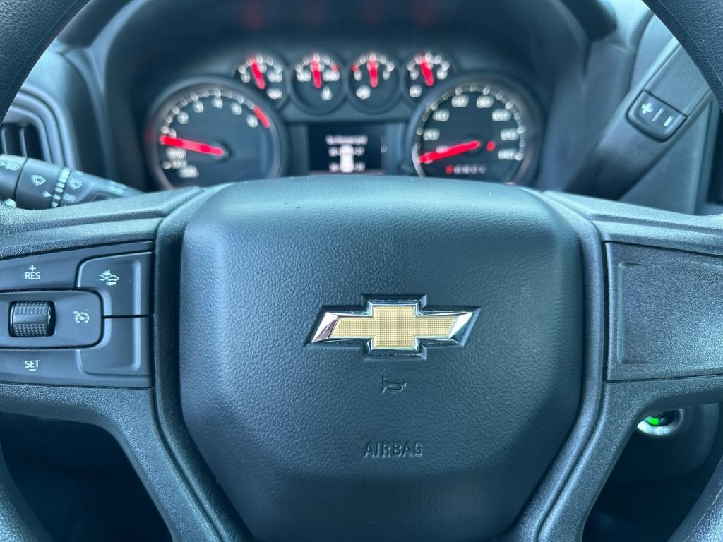 used 2024 Chevrolet Silverado 1500 car, priced at $28,899