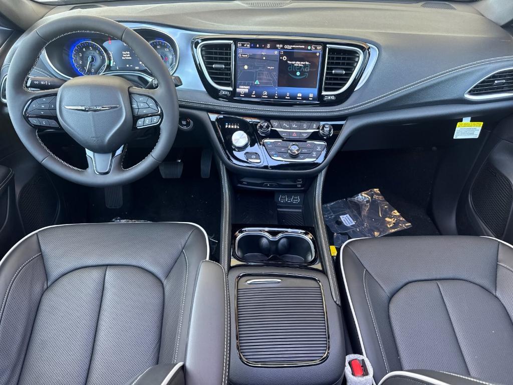 new 2025 Chrysler Pacifica car, priced at $59,660