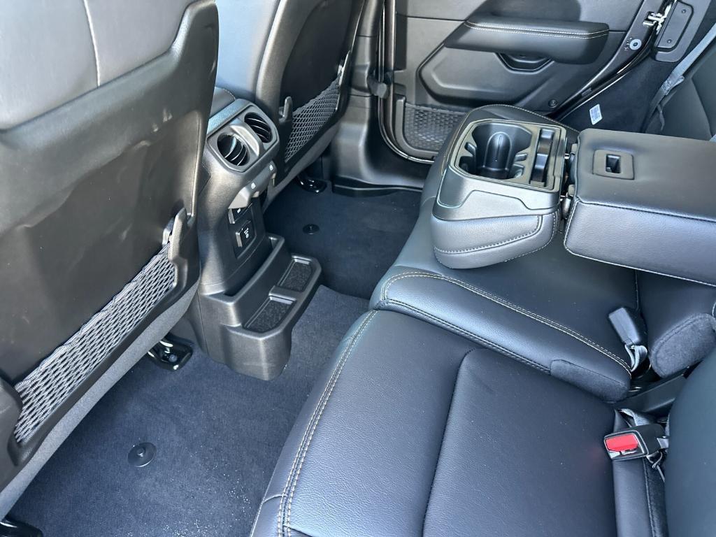 new 2025 Jeep Wrangler car, priced at $60,805