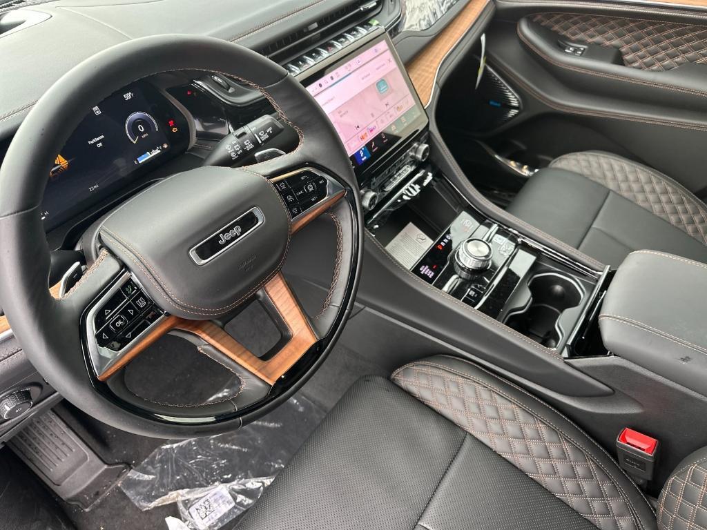 new 2025 Jeep Grand Cherokee L car, priced at $71,825