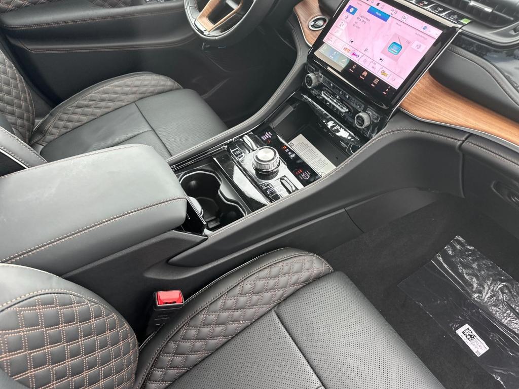 new 2025 Jeep Grand Cherokee L car, priced at $71,825