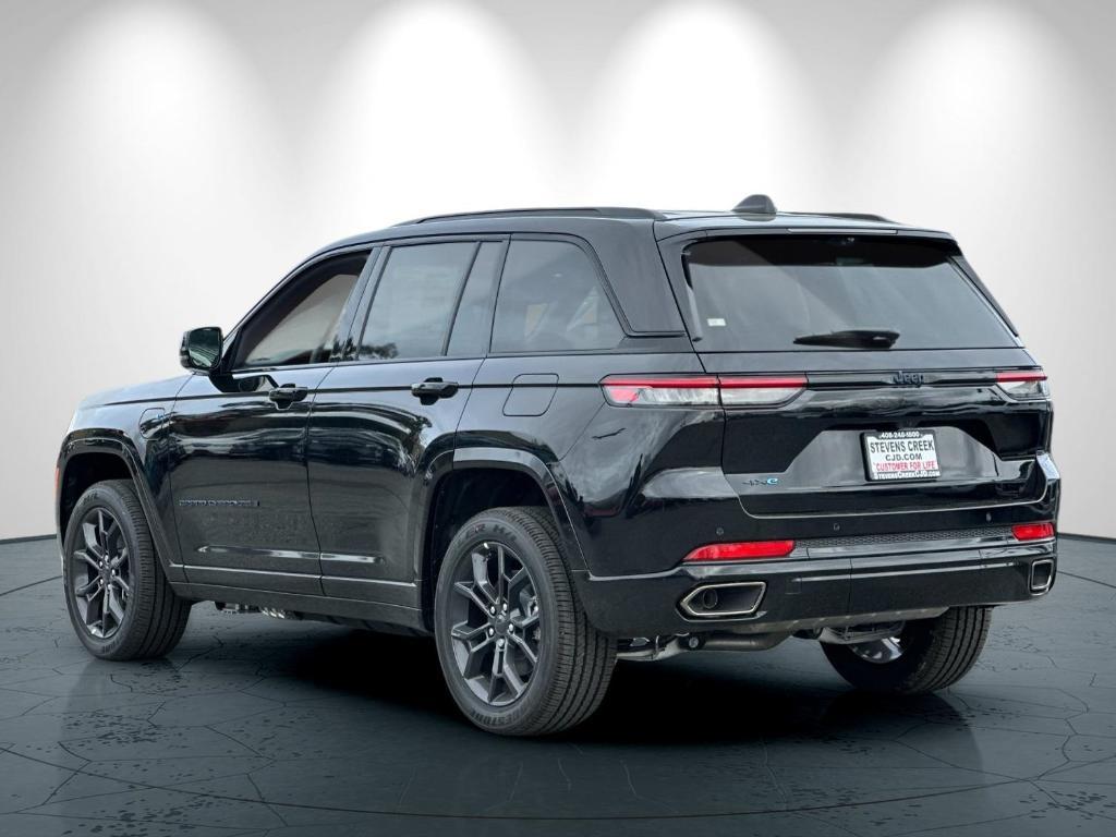 new 2025 Jeep Grand Cherokee 4xe car