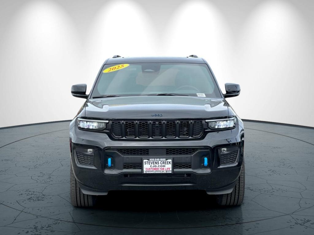 new 2025 Jeep Grand Cherokee 4xe car