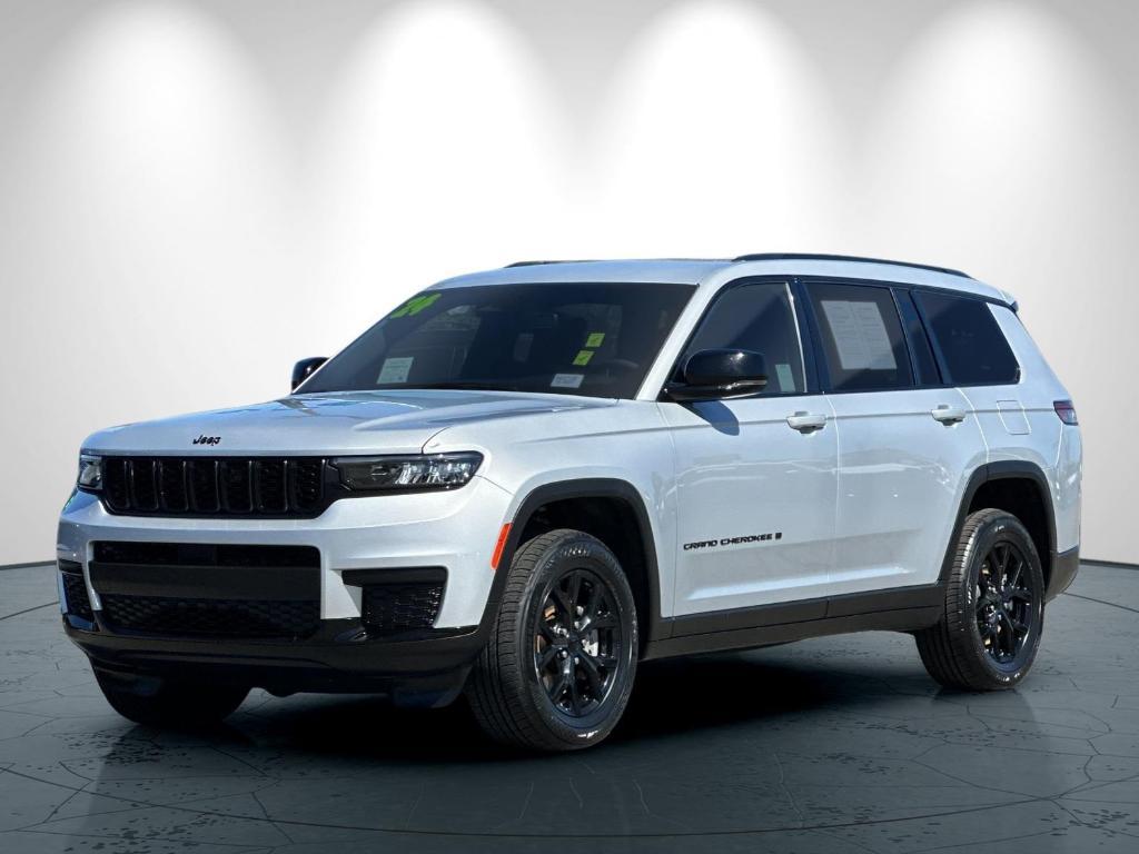 used 2024 Jeep Grand Cherokee L car, priced at $30,899