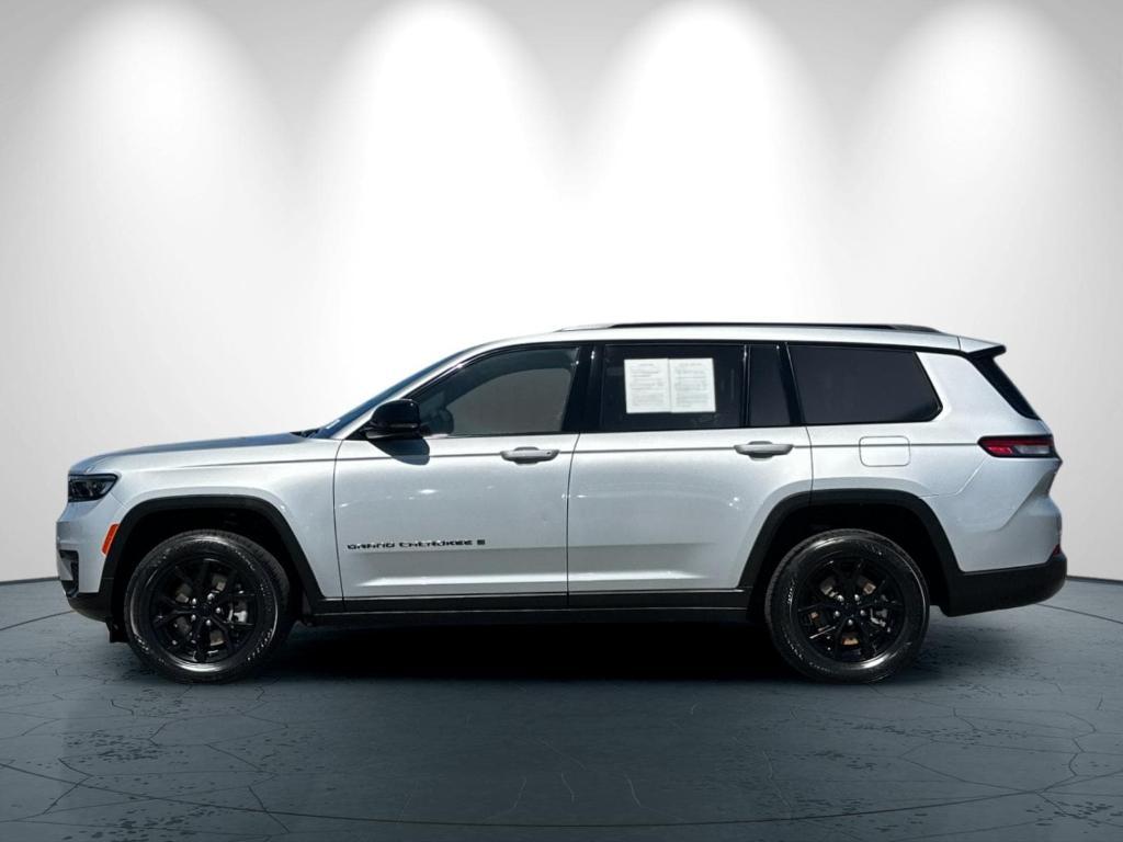 used 2024 Jeep Grand Cherokee L car, priced at $30,899