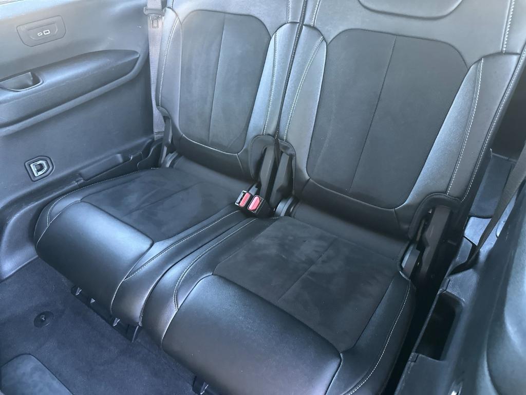 used 2024 Jeep Grand Cherokee L car, priced at $30,899