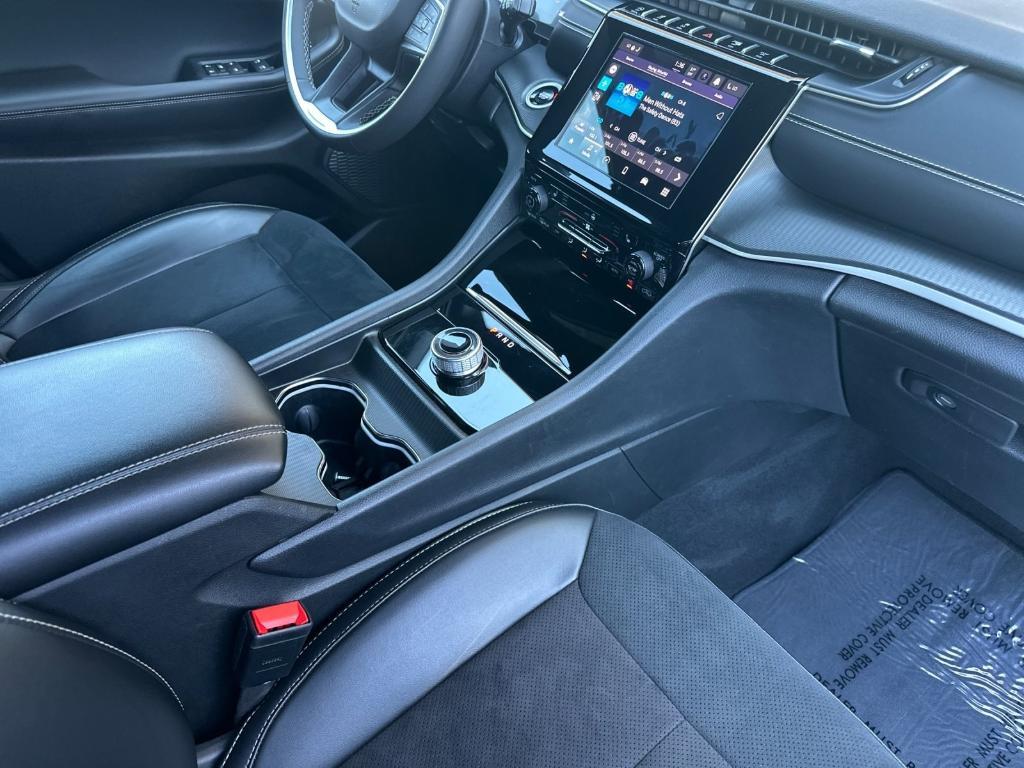 used 2024 Jeep Grand Cherokee L car, priced at $30,899