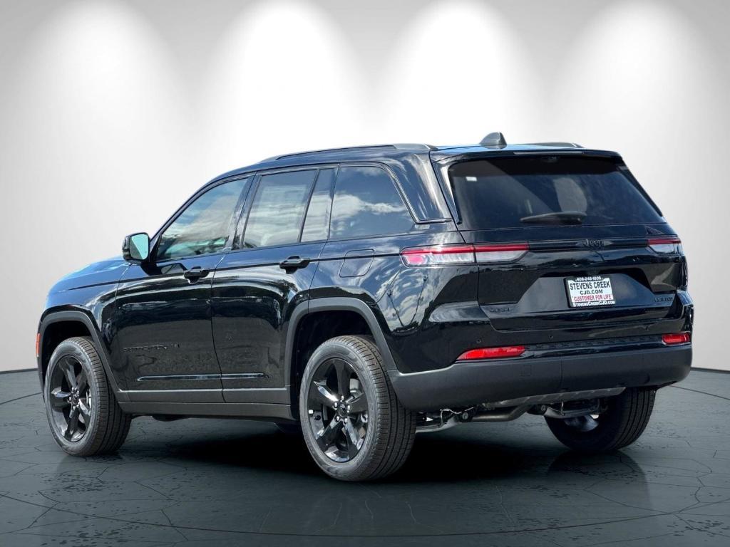 new 2025 Jeep Grand Cherokee car, priced at $55,660