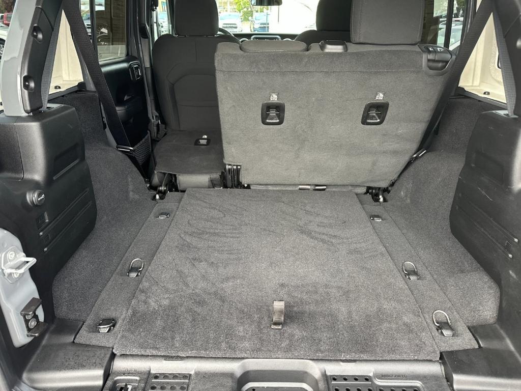 used 2021 Jeep Wrangler Unlimited car, priced at $32,998