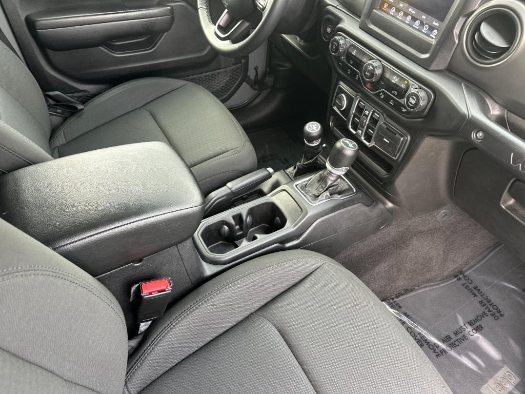 used 2021 Jeep Wrangler Unlimited car, priced at $32,998