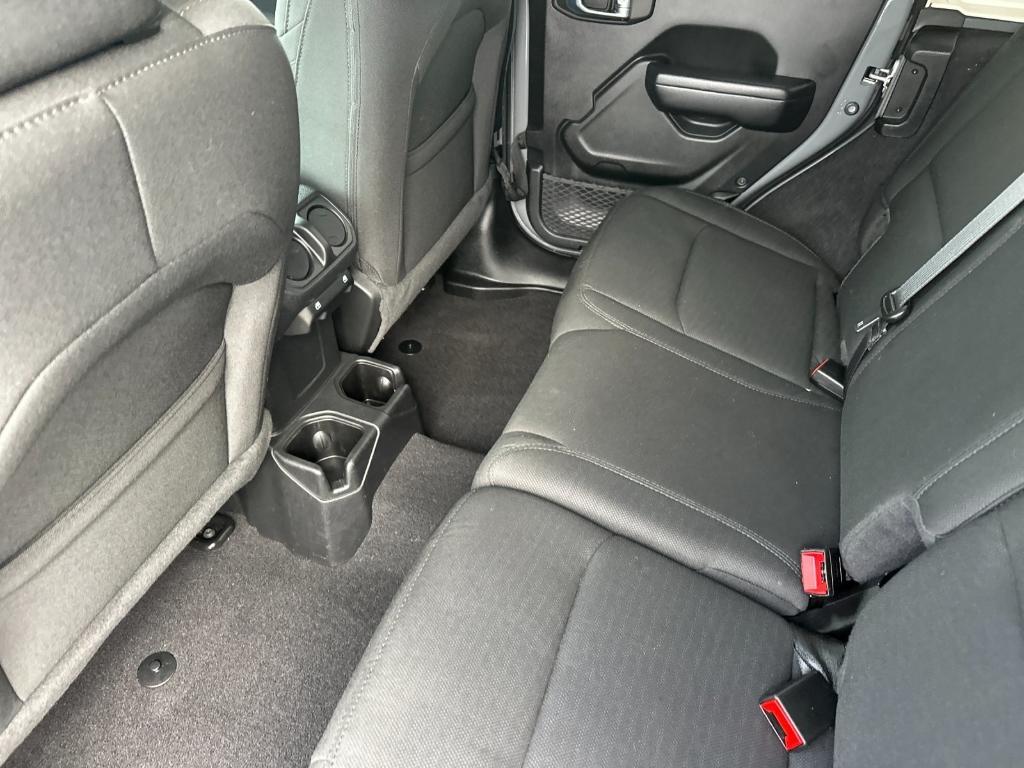 used 2021 Jeep Wrangler Unlimited car, priced at $32,998