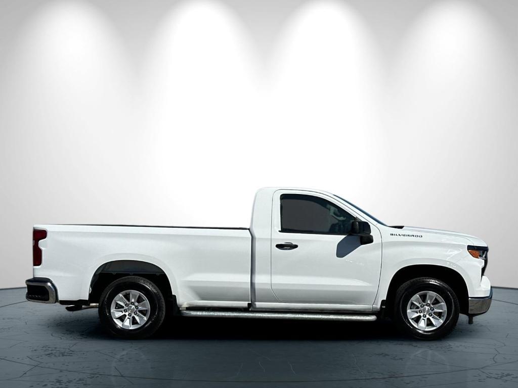 used 2024 Chevrolet Silverado 1500 car, priced at $29,990