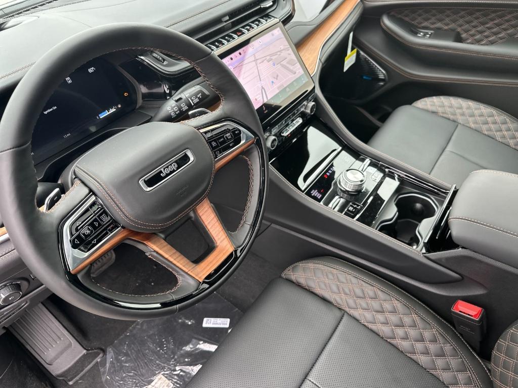 new 2025 Jeep Grand Cherokee L car, priced at $73,850