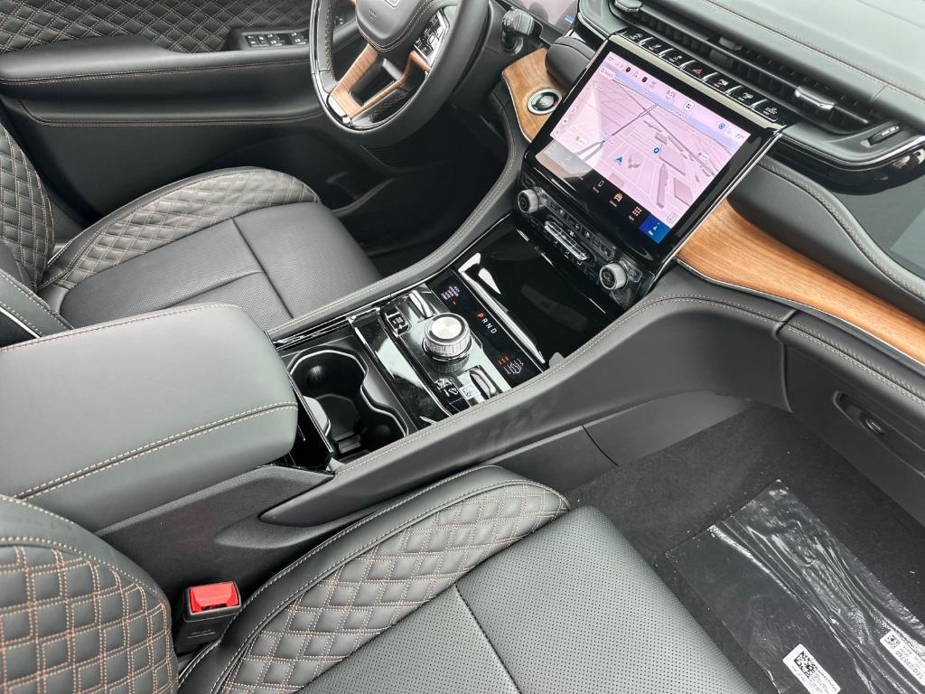 new 2025 Jeep Grand Cherokee L car, priced at $73,850