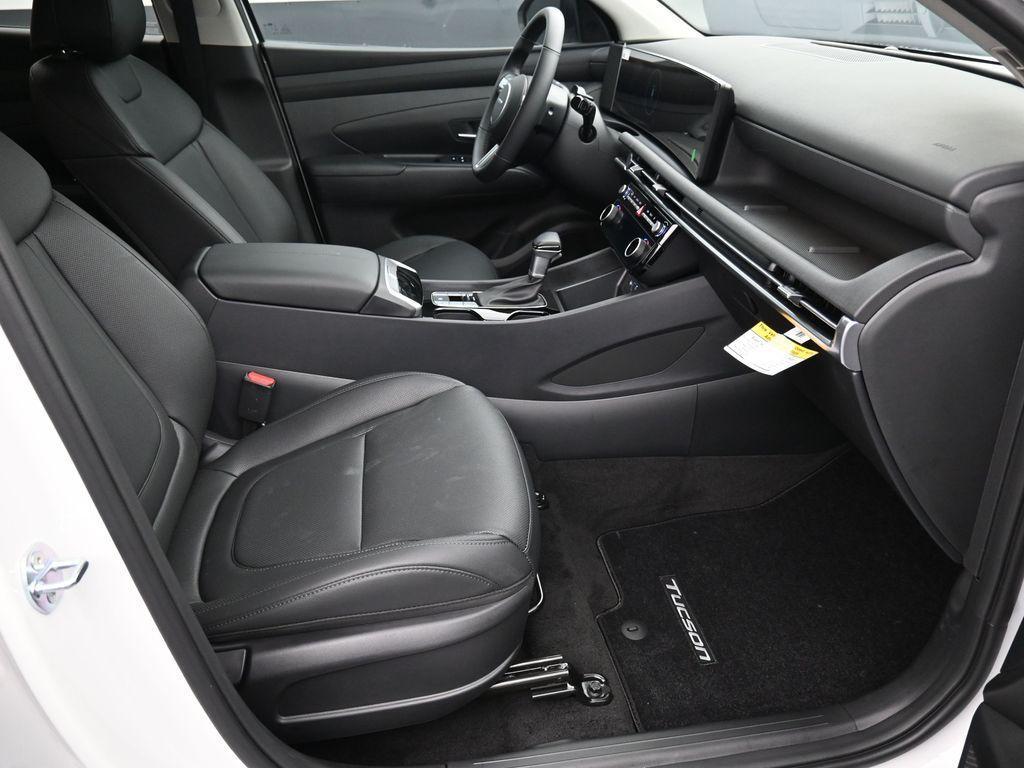 new 2025 Hyundai Tucson car, priced at $34,060