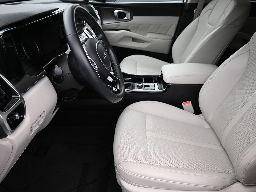 used 2022 Kia Sorento car, priced at $30,999