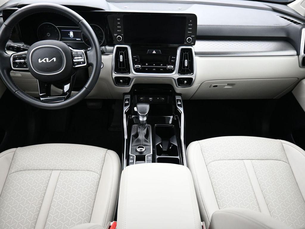 used 2022 Kia Sorento car, priced at $30,999