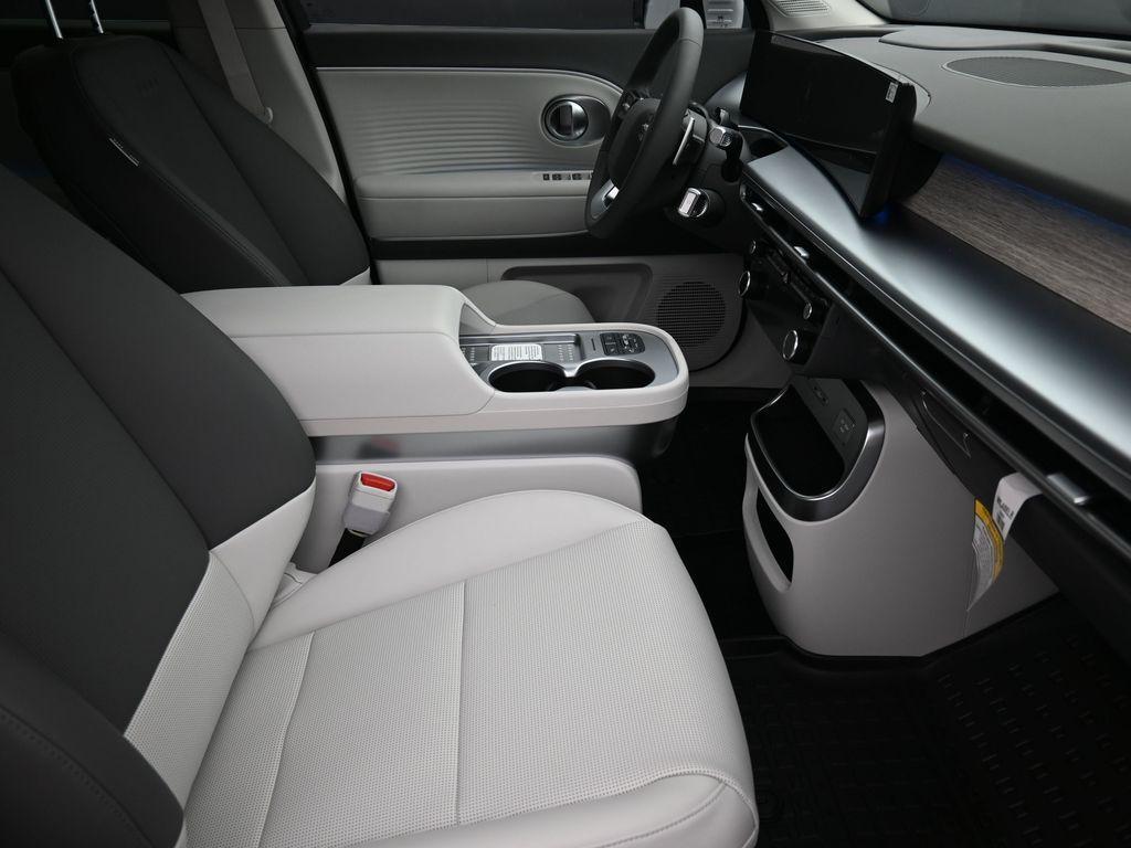 new 2026 Hyundai IONIQ 9 car, priced at $64,150