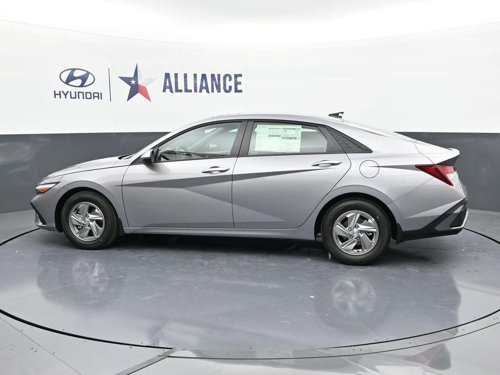 new 2025 Hyundai Elantra car, priced at $21,365