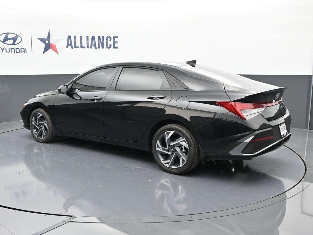 new 2025 Hyundai ELANTRA HEV car, priced at $26,306