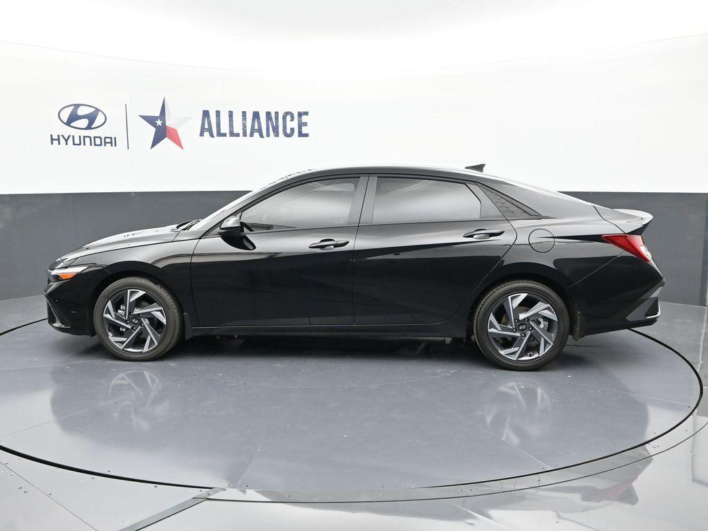 new 2025 Hyundai ELANTRA HEV car, priced at $26,306