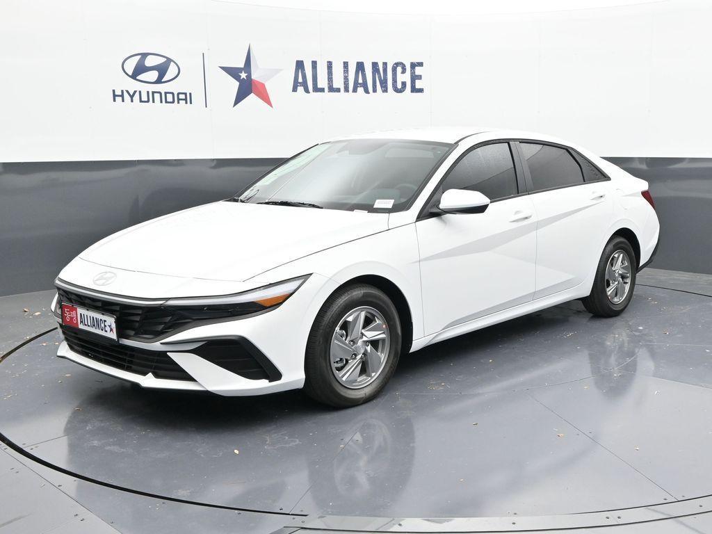 new 2025 Hyundai Elantra car, priced at $21,935