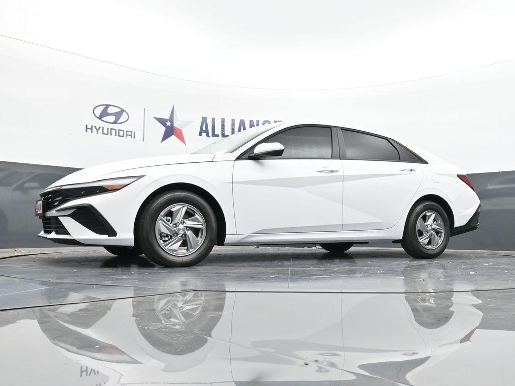 new 2025 Hyundai Elantra car, priced at $21,935