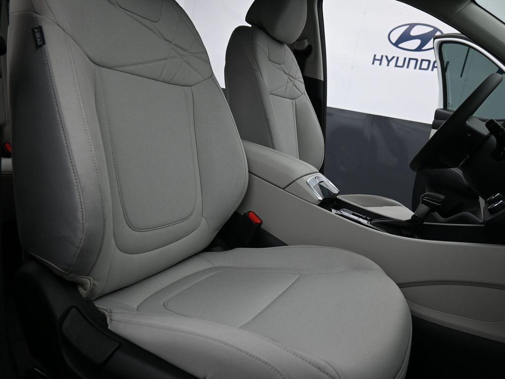 new 2025 Hyundai Tucson car, priced at $27,079