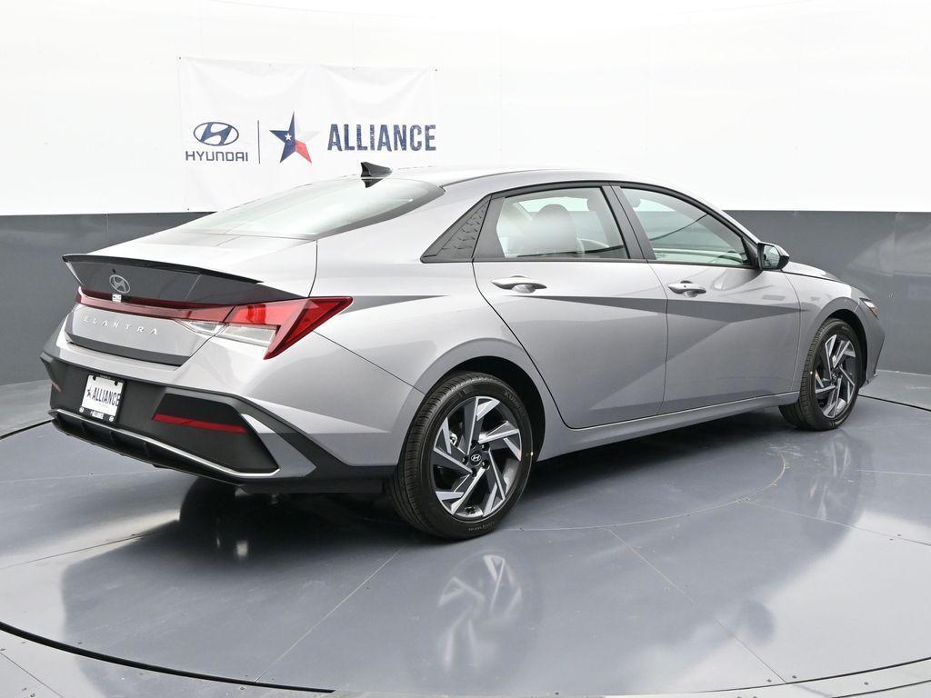 new 2025 Hyundai Elantra car, priced at $20,396