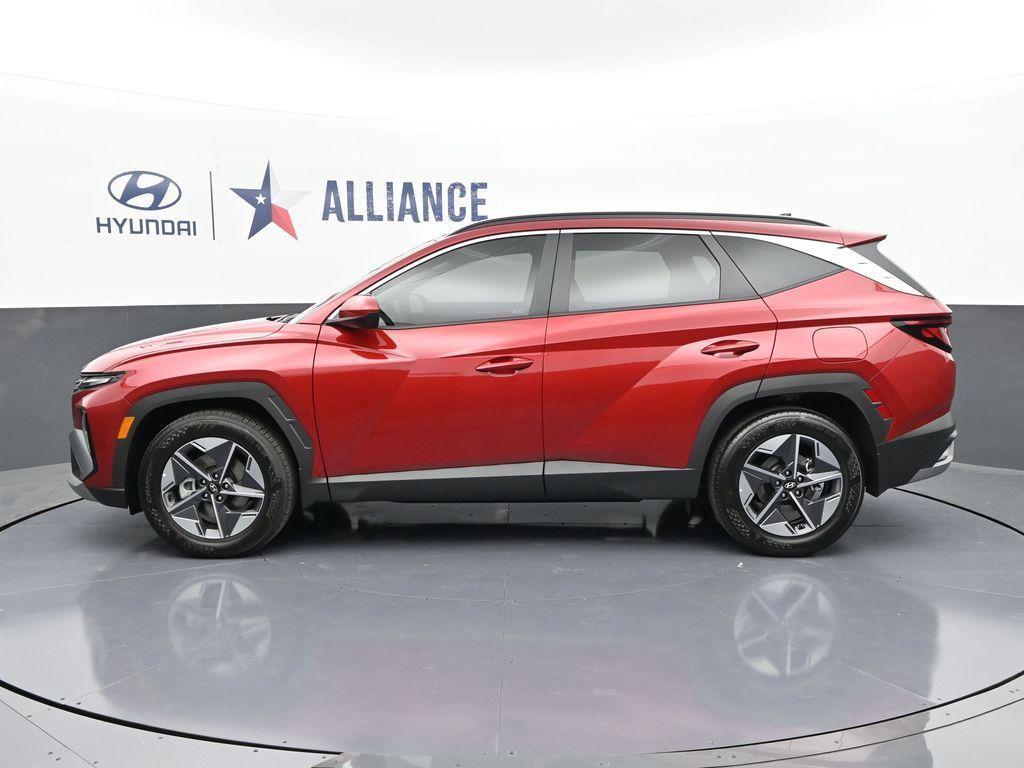 new 2025 Hyundai Tucson car, priced at $31,804