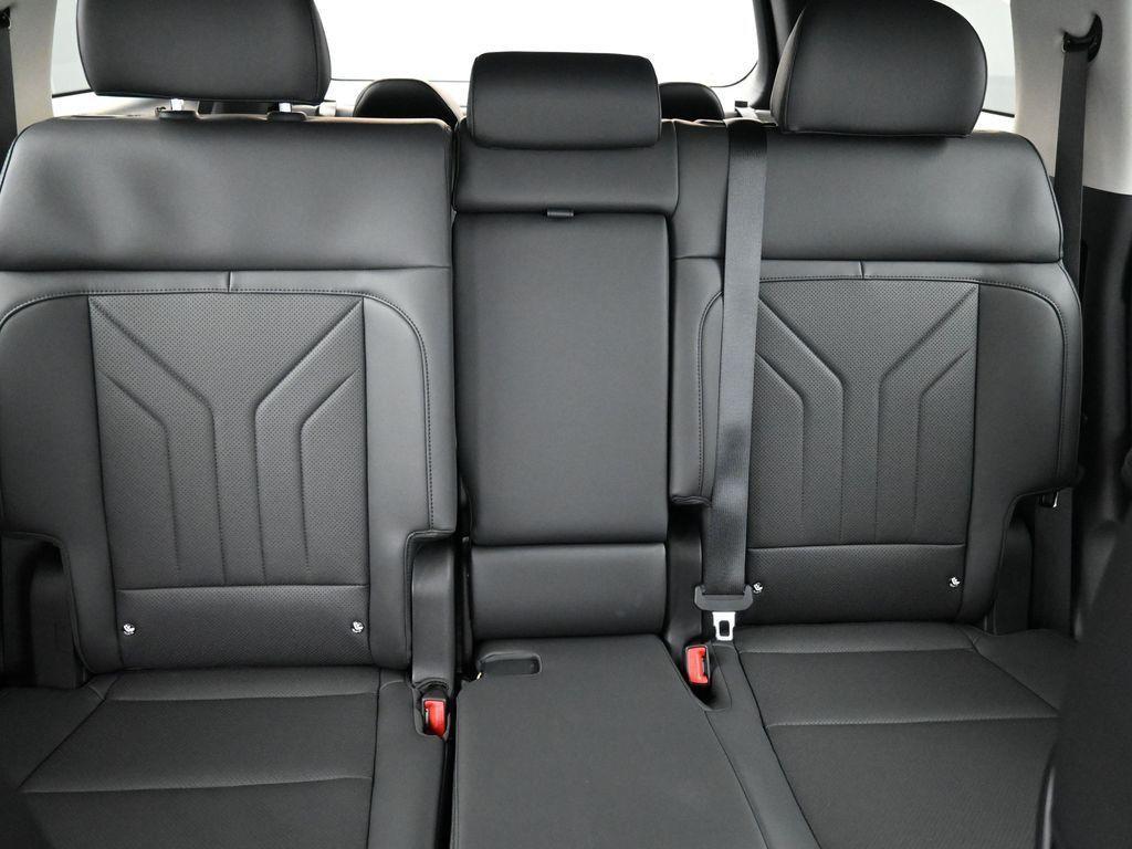 new 2026 Hyundai Santa Fe car, priced at $38,250