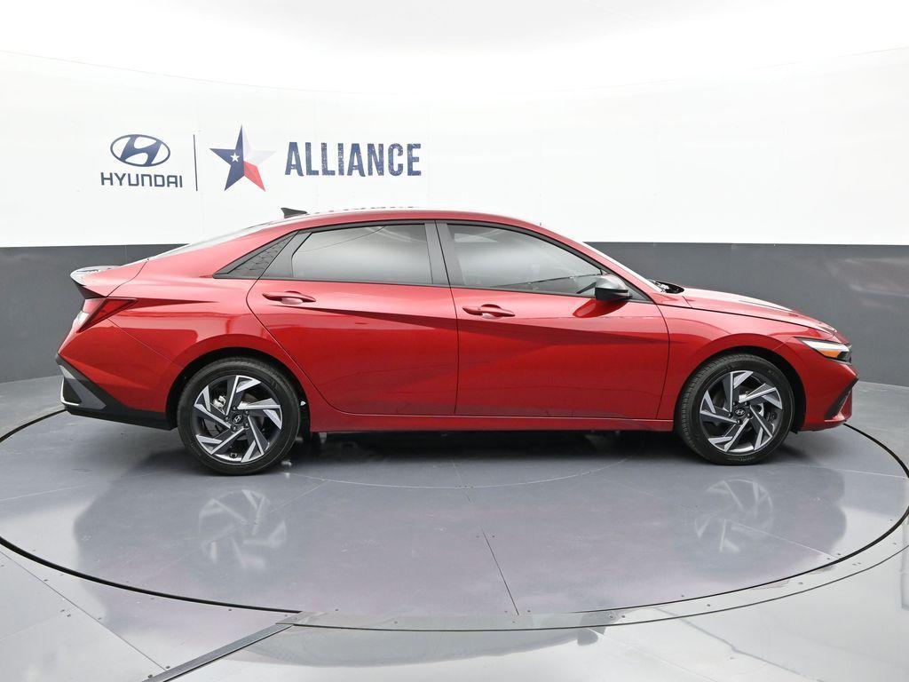 new 2025 Hyundai Elantra car, priced at $24,785