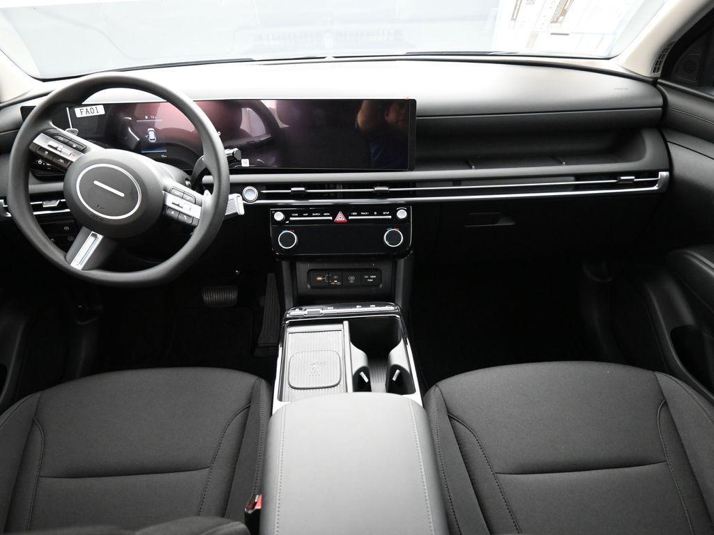 new 2025 Hyundai TUCSON Hybrid car, priced at $31,607