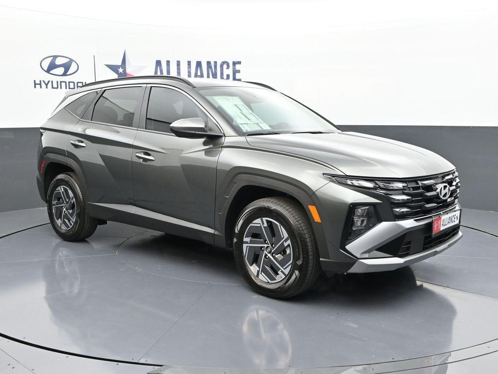new 2025 Hyundai TUCSON Hybrid car, priced at $31,607