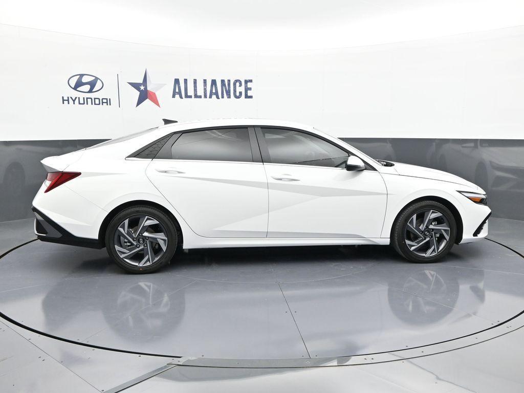 new 2025 Hyundai ELANTRA HEV car, priced at $29,120