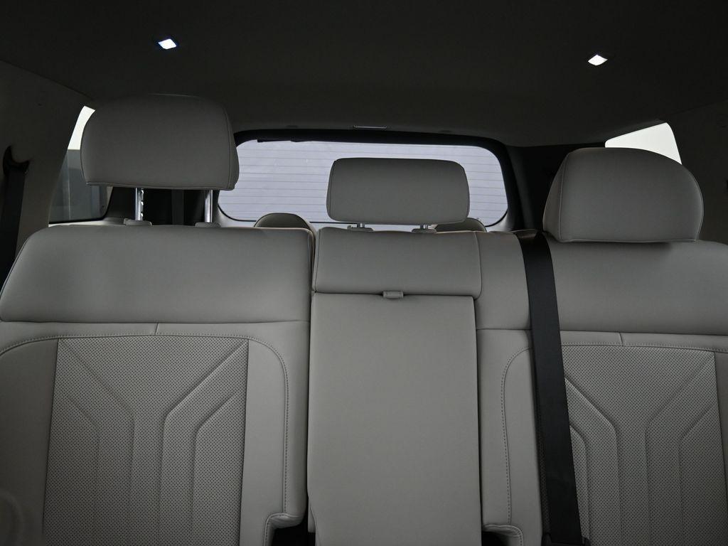 new 2025 Hyundai Santa Fe car, priced at $34,021