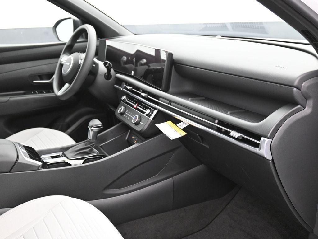 new 2025 Hyundai SANTA CRUZ car, priced at $27,611