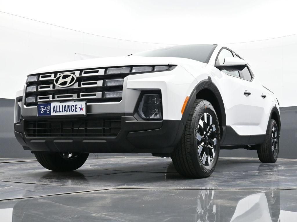 new 2025 Hyundai SANTA CRUZ car, priced at $27,611