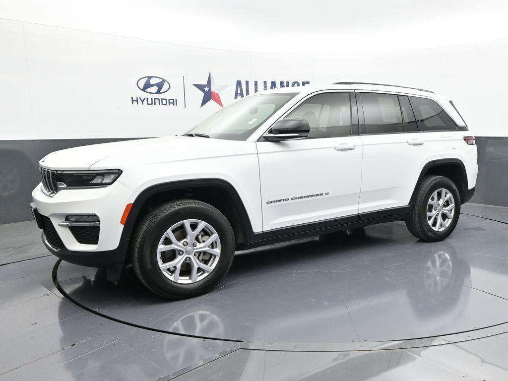 used 2022 Jeep Grand Cherokee car, priced at $29,779