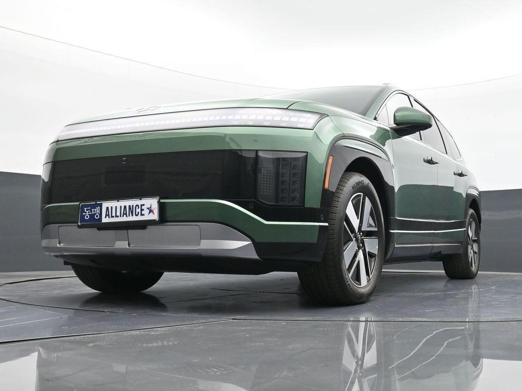 new 2026 Hyundai IONIQ 9 car, priced at $63,650