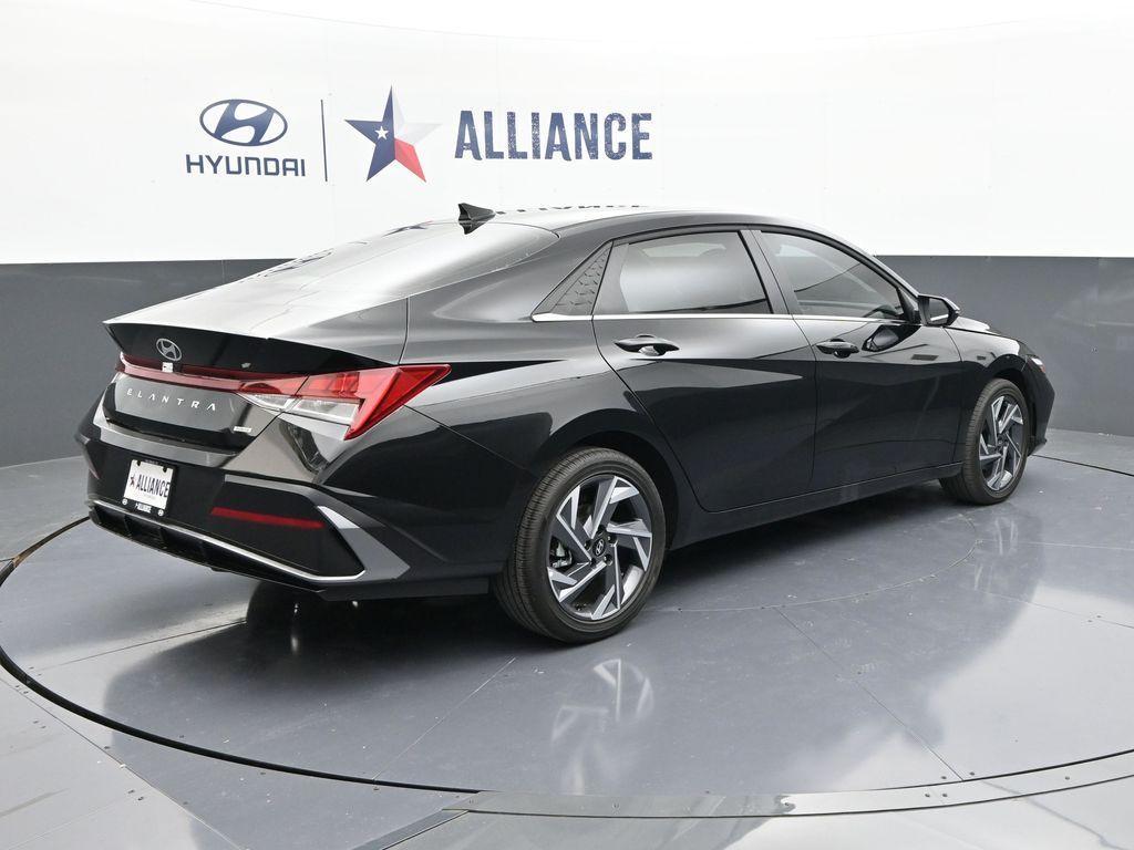 new 2025 Hyundai ELANTRA HEV car, priced at $28,631