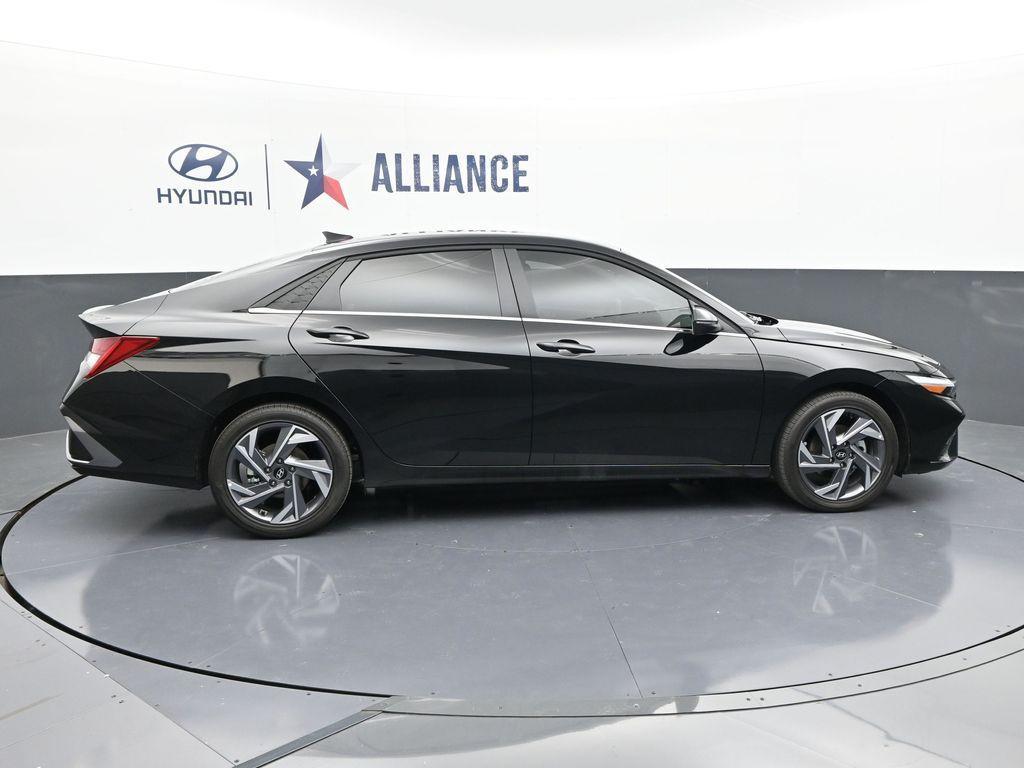 new 2025 Hyundai ELANTRA HEV car, priced at $28,631