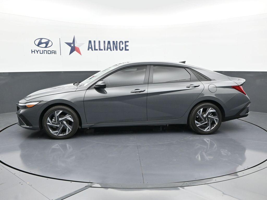 new 2025 Hyundai ELANTRA HEV car, priced at $26,321